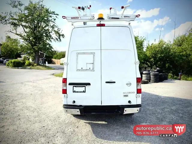2014 Nissan NV Cargo 2500 HD Certified Low KMS One Owner in Cars & Trucks in Barrie - Image 17