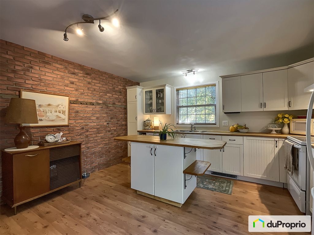 $375,000 - 2 Storey for sale in St-Maurice — photo 2