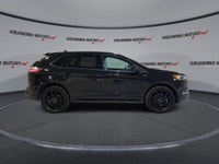 // ACCIDENT FREE!! // Meet the 2024 Ford Edge SEL AWD, a smart choice for Cayuga drivers who want co... (image 8)
