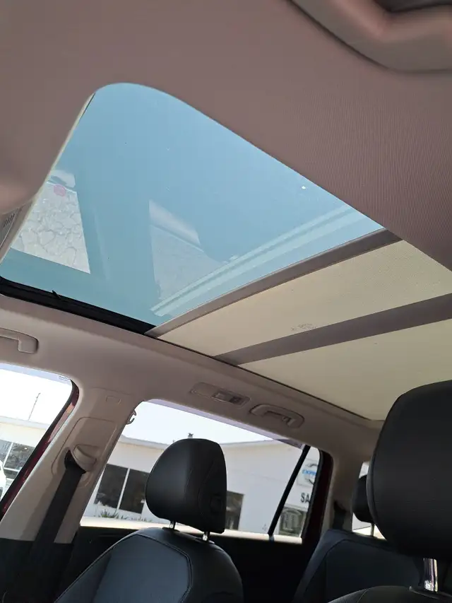 2018 Volkswagen Tiguan Comfortline in Cars & Trucks in Bridgewater - Image 15