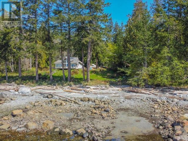 1101 SUNSET TRAIL Savary Island, British Columbia in Houses for Sale in Powell River District - Image 4