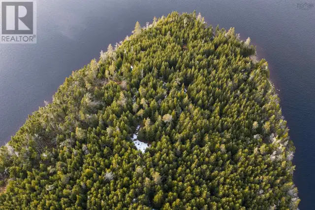 Long Pt Lawrencetown Seaforth, Nova Scotia in Land for Sale in City of Halifax - Image 11