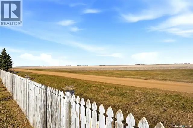 327 Coteau STREET Milestone, Saskatchewan in Houses for Sale in Regina - Image 41