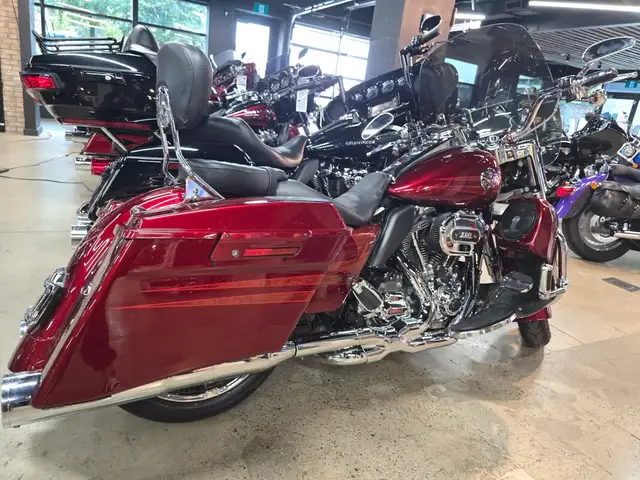 2013 Harley-Davidson CVO-SE Road King in Street, Cruisers & Choppers in Markham / York Region - Image 5