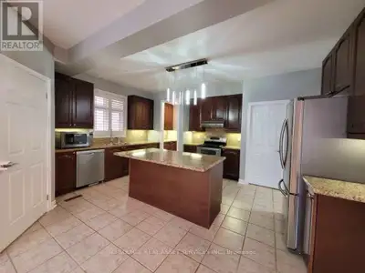 5150 DOUBLETREE DRIVE Mississauga (Churchill Meadows), Ontario
