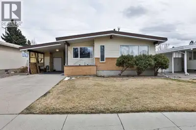 This well-constructed Bartel-built bungalow is ideally located near shopping, restaurants, The Movie...