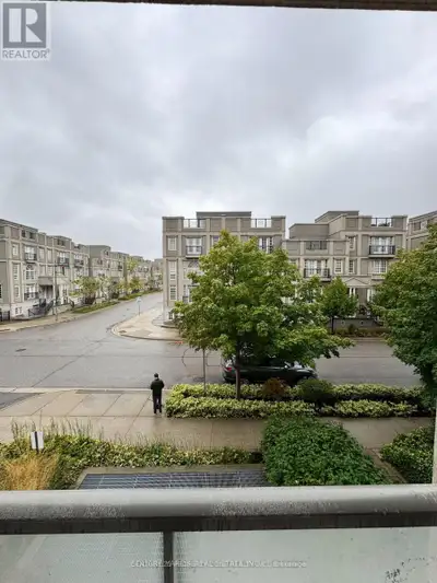 Welcome to this bright and spacious 2-bedroom + den condo located in the highly desirable community...