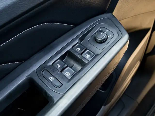 2020 Volkswagen Atlas Cross Sport Comfortline 2.0 Tsi in Cars & Trucks in Edmonton - Image 14