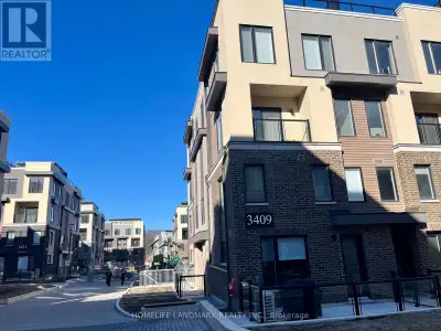 Stunning One Years New Condo-townhome 2 Bedrooms 3 washrooms, with terrace for rooftop parties, (Upp...