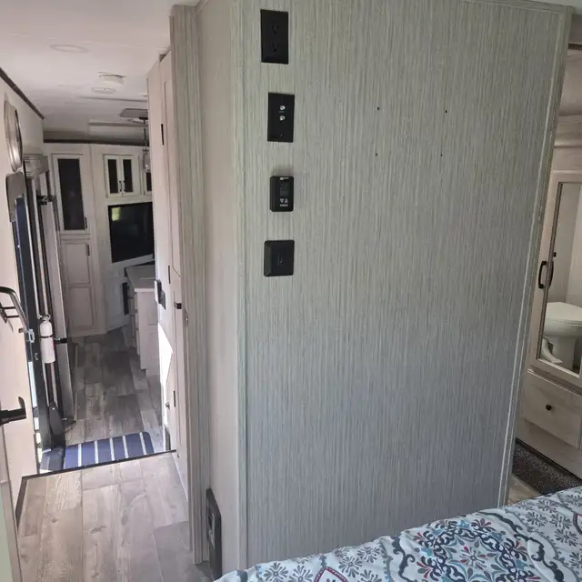 2023 SIERRA 3440BH-LUXURIOUS 2 BEDROOM LOFT,1.5 BATH,FINANCING! in Travel Trailers & Campers in Ottawa - Image 26