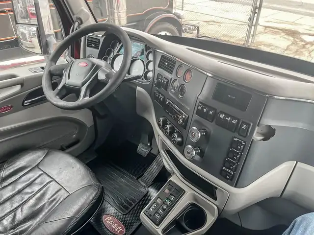 2018 PETERBILT 579 in Heavy Trucks in Mississauga / Peel Region - Image 20