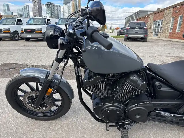 2022 Yamaha Bolt ~ YAMAHA BOLT ~ R-SPEC ~ LOW KMS ~ COOL BIKE ~ in Street, Cruisers & Choppers in City of Toronto - Image 19