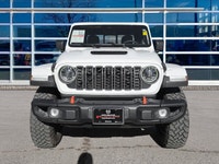 This Jeep Gladiator has a dependable Regular Unleaded V-6 3.6 L/220 engine powering this Automatic t... (image 8)