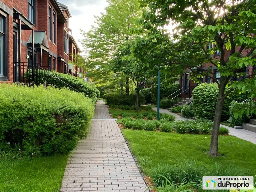 $920,000 - Townhouse for sale in Lachine — photo 1