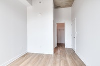 rental apartment for rent-logement locatif a louer-3 bedrooms/chambres-5 1/2-3cc-metro Papineau-vill... (image 8)