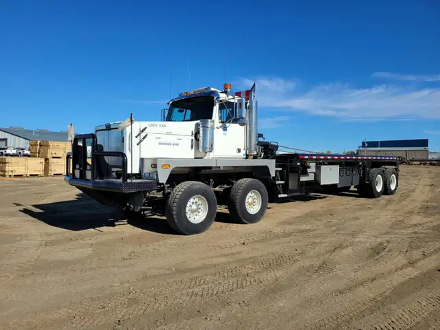 2013 WESTERN STAR 6900XD in Heavy Trucks in Saskatoon - Image 3