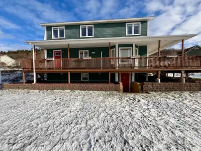 144 Main Rd - Petty Harbour-Maddox Cove - Atlantic Ocean Views
