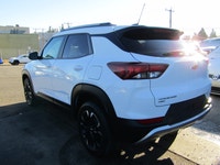 Thanks for viewing our South View Motors Inventory! 2023 Chevrolet Trailblazer LT AWD Low Mileage |... (image 7)