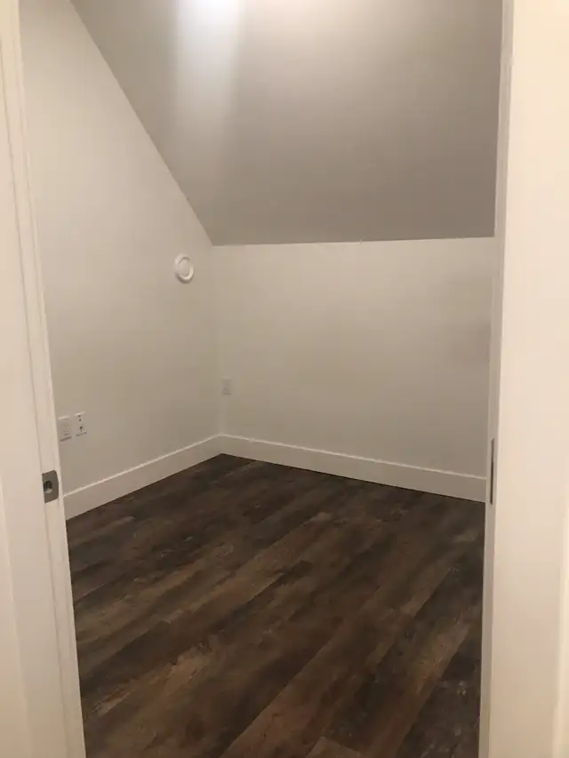 Gertie's House (1 Bedroom + Den) in Long Term Rentals in Vancouver - Image 12