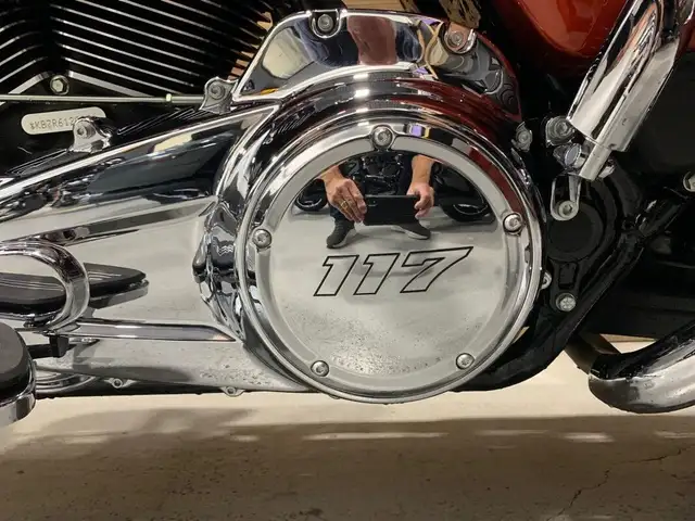 2024 Harley-Davidson Street Glide in Street, Cruisers & Choppers in Oshawa / Durham Region - Image 9