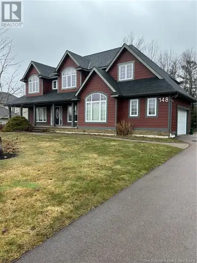 WELCOME TO YOUR DREAM HOME LOCATED IN THE BEAUTIFUL RENOWED FOX CREEK GOLF COURSE. YOU WILL BE IMPRE...