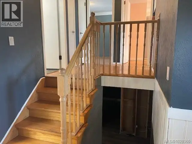 1746 Fitzgerald Ave Courtenay, British Columbia in Houses for Sale in Comox / Courtenay / Cumberland - Image 9