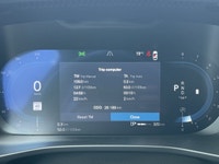 This 2025 Volvo XC40 is a fantastic choice! Heated seats, LED lighting, reverse camera, low mileage,... (image 6)