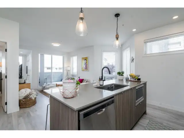 10 32828 LANDEAU PLACE Abbotsford, British Columbia in Condos for Sale in Abbotsford - Image 27