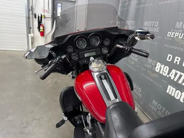 2011 Harley-Davidson FLHTK Electra Glide Ultra Limited in Street, Cruisers & Choppers in Drummondville - Image 12