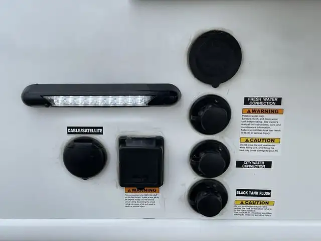 2026 EAST TO WEST Entrada 2950OK in RVs & Motorhomes in Edmonton - Image 37