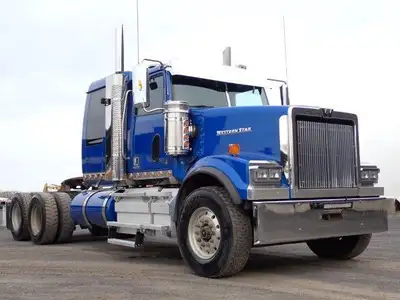 2021 Western Star 4900FA Western Star 4900FA 2021 Nouvel arrivage chez Camions Lussicam : un Western...