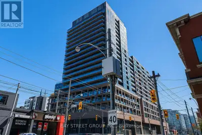 1321 - 285 DUFFERIN STREET Toronto (South Parkdale), Ontario