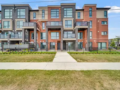 MODERN TOWNHOME FOR LEASE IN NORTHWEST BRAMPTON! Looking for a bright, stylish, and functional home?...