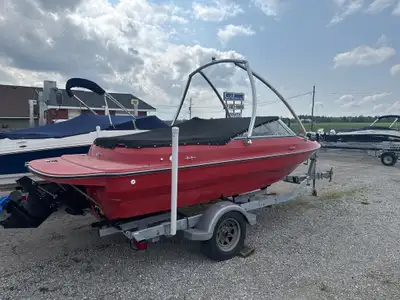 2011 Northstar Wakeskater comes with wakeboard tower, bow and cockpit covers, bench seating in the b...