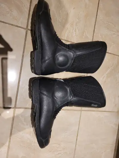 BMW Motorcycle Boots Waterproof GORETEX size EU 38/US 7-7.5.Motorcycle Cruise Comfort Touring Boots...