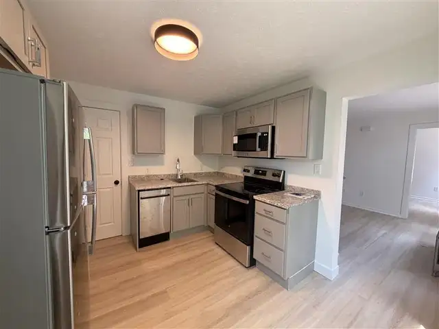 109 Germain Street Suite 2- 1st month rent FREE