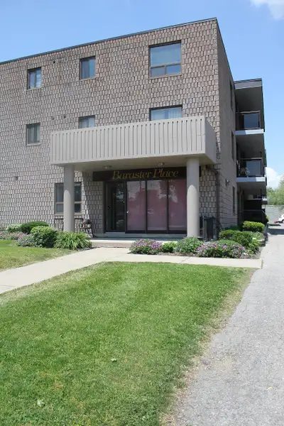 Located in a quiet, mature residential building we offer this 1 bedroom apartment on main level, wit...