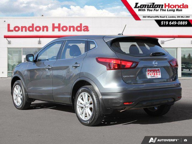 2019 Nissan Qashqai S| Heated Seats | Alloy Wheels | XM Radio in Cars & Trucks in London - Image 4