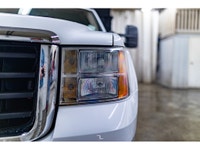 **ONE OWNER - MECHANICALLY CERTIFIED** 109,196 KM This 2008 GMC Sierra 3500HD 4x2 Crew Cab Dump Box... (image 4)