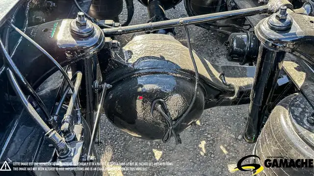 2017 KENWORTH W900L CAMION CONVENTIONNEL AVEC COUCHETTE in Heavy Trucks in Longueuil / South Shore - Image 18