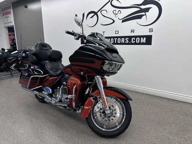 2015 Harley Davidson CVO Road Glide Ultra Touring - V6872 - -No  in Sport Touring in Markham / York Region - Image 3