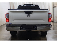 **ONE OWNER - MECHANICALLY CERTIFIED** 97,298 KM This 2017 Nissan Titan 4x4 Crew Cab S is powered by... (image 7)