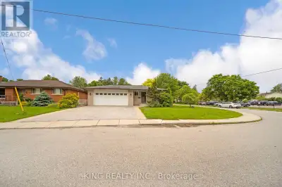 Beautiful, Bright & Spacious 3+1 Bedroom Ranch Bungalow on a Quiet, Family-Friendly Street. Filled w...
