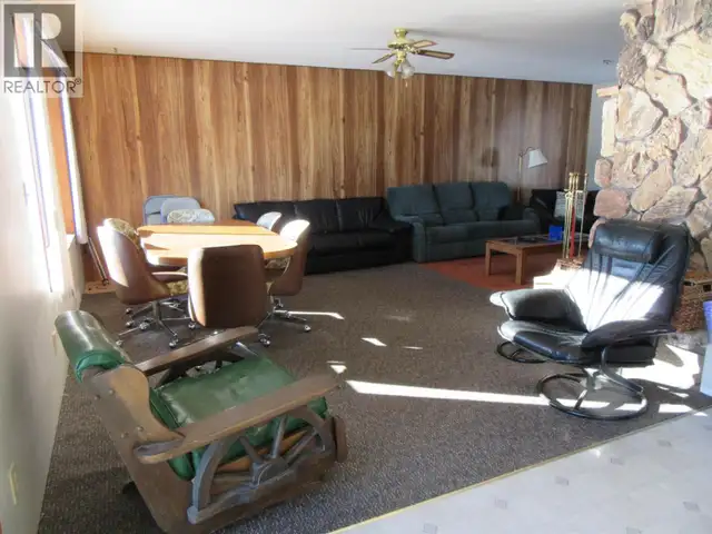 7568 BURGESS ROAD Deka Lake / Sulphurous / Hathaway Lakes, Briti in Houses for Sale in 100 Mile House - Image 19