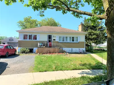 Suite Amenities Fridge Stove Utilities Included: Heat Water Electricity Sewage Welcome to 18 Armadal...