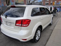 FINISHED IN PEARL WHITE WITH BLACK INTERIOR. ALLOY WHEELS, A/C, BLUETOOTH, BACK UP CAMERA, HEATED SE... (image 3)