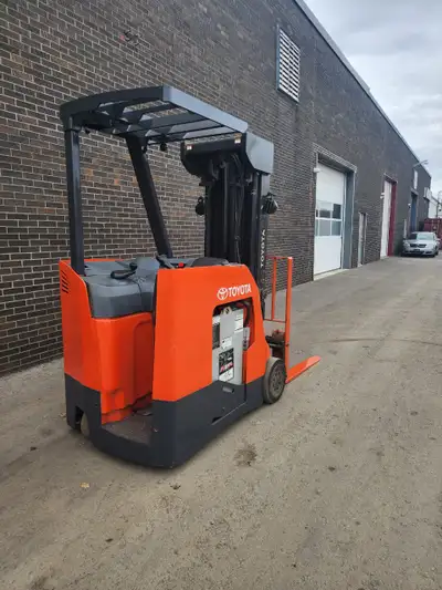Keywords: Toyota forklift, dock stocker forklift, stand-up forklift, 3,000 lbs capacity, 3-stage mas...