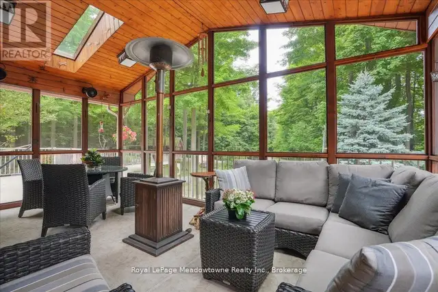 5590 STEELES AVENUE W Milton, Ontario in Houses for Sale in Oakville / Halton Region - Image 24