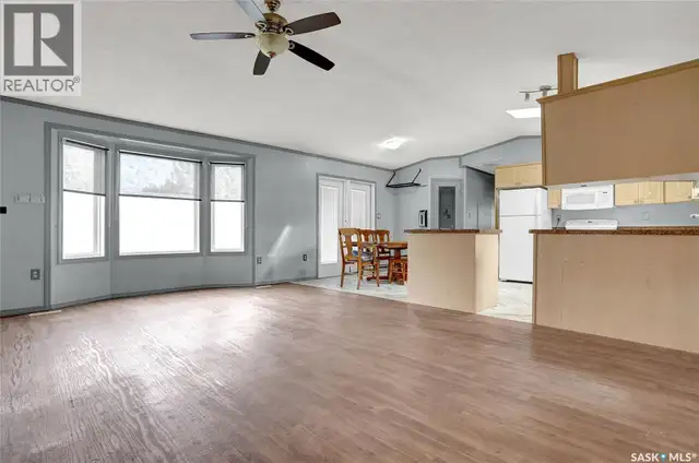 F2 1455 9th AVENUE NE Moose Jaw, Saskatchewan in Houses for Sale in Moose Jaw - Image 12