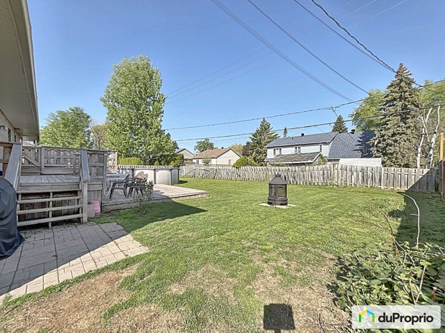 $674,900 - Bungalow for sale in St-Joseph-Du-Lac — photo 2